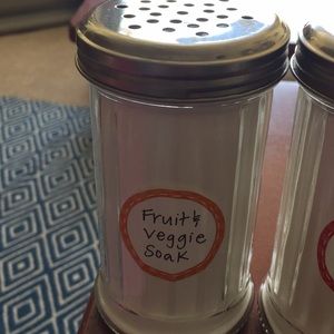 Essential Oil Fruit & Veggie Soak